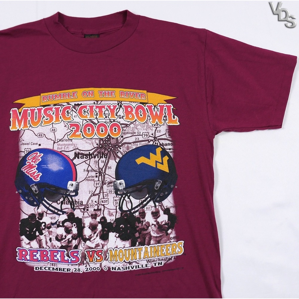VTG Fashion Victim Music City Bowl 2000 Rebels Vs. Mountaineers T-Shirt USA L
